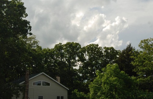 Mount Sterling Other | Close to Hermann Wine Trail, restaurants, and antique shops.