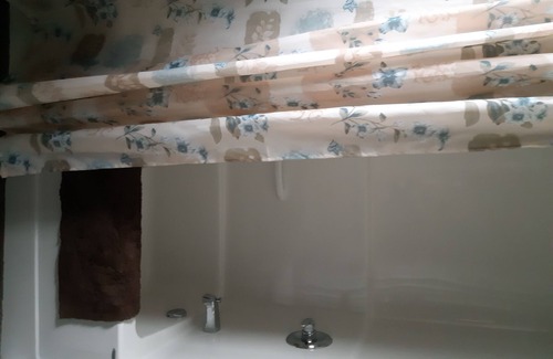 Grand Forks Apartment | Close to Hospital and James Donaldson Park