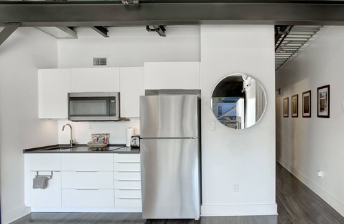 Faubourg Marigny Condo | Close-to-it-All/Free Pkng/2 blocks to French Quarter & Frenchmen