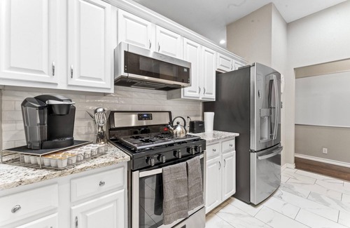 Round Rock House | Close to Kalahari King Beds Fast Wifi 3BR