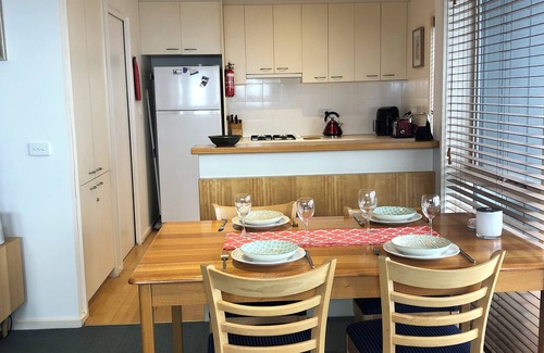 Mount Buller Apartment | Close to Lydia Lassila Chairlift - Comfortable well equipped apartment