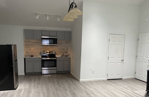 Lansford House | Close to many attractions and plenty of parking!