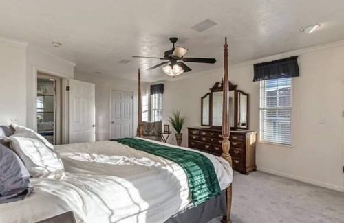 North Ogden House | Close to Mountain View Park, Spacious Yard!