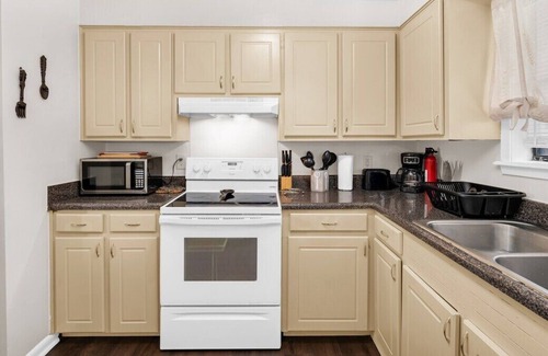 Starkville House | Close to MSU | Family Environment | Comfortable