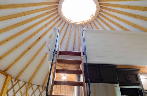Livingston Cabin | Close to nature, but with all the modern amenities, Two Creeks Crossing Resort