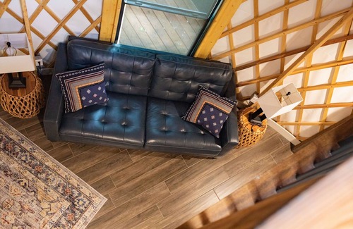 Livingston Cabin | Close to nature, but with all the modern amenities, Two Creeks Crossing Resort