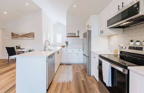 Sechelt House | Close to ocean and trails!