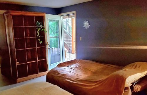 Morrison Apartment | Close to Red Rocks, majestic mountains, and the bustling city of Denver!