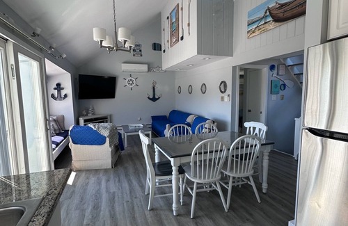 Barnegat Light House | Close to the Bay and Beach! 5 BDR in the heart of Barnegat Light