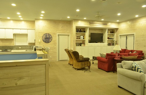 Pirates Beach House | Close to the beach. Spacious & bright with gorgeous views from 3rd decks.