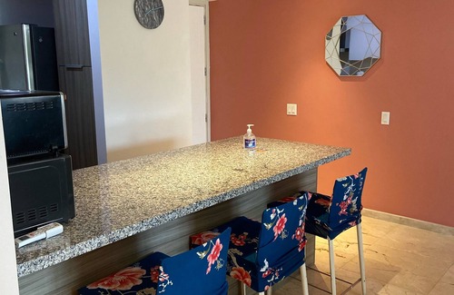 Boegoeroei Apartment | Close to the beaches. 2 bed/2 bathroom apartment on the first floor with Pool