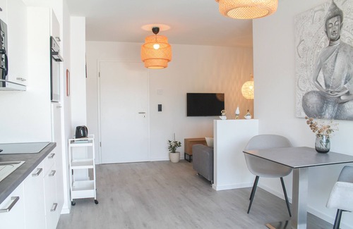 Koblenz Apartment | Close to the city center, with balcony, parking space and charging station
