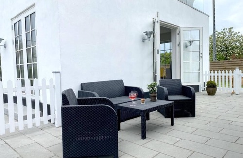 Broendy Strand Condo | Close to the Lovely Beach, Copenhagen, Roskilde and Køge