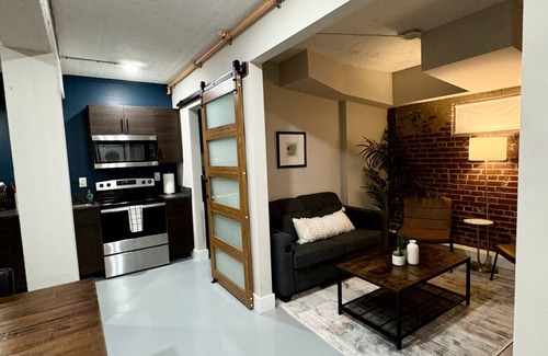 Old Town Apartment | Close to the Orion Downtown Huntsville