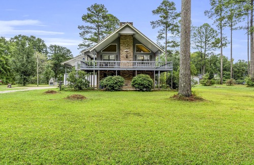 Pickensville House | Close to the River | Serene and Peaceful Home