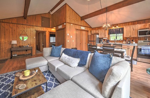 White Mills Cottage | CLOSE TO WALLENPAUPACK! 2 bedroom, 1 bath cottage