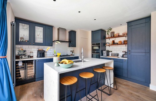 Roehampton House | Close to Wimbledon, for up to four guests