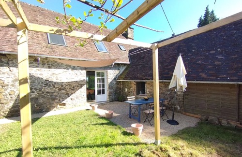 Glandon House | Closed to Dordogne, 2023 Fully Renovated Cottage in a quiet countryside place.