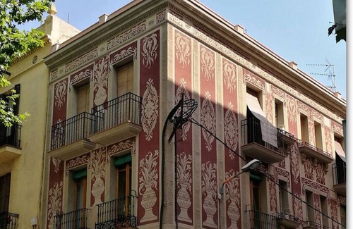 El Baix Guinardo Apartment | Closed to Sagrada Familia, Park Güell