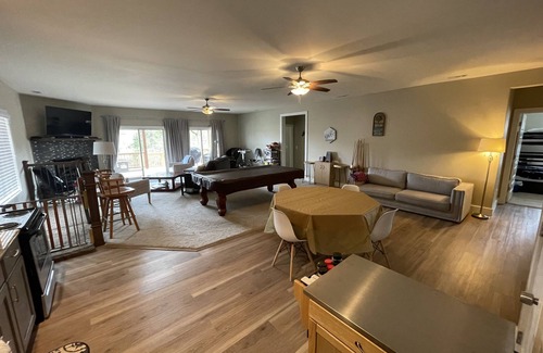 Lakewood House | Closest Lake House to Nashville