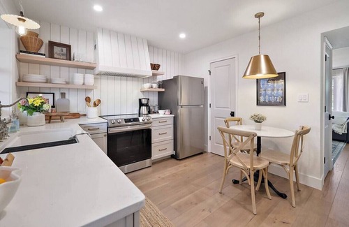 Mount Dora House | Closest Stay to Downtown Mt Dora - Renovated - Walk Everywhere - 5-Star Reviews