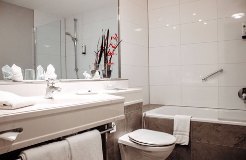Niederkassel Hotel | Clostermanns Hof