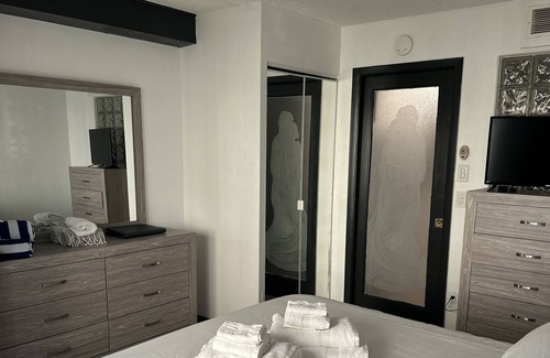 Lutz Condo | CLOTHING OPTIONAL NUDEST RESORT Lovers Cove located in Paradise Lakes