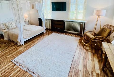 Homburg Apartment | Cloud 9 , Apartment mit Garage und Garten in Nähe der Uniklinik, Bosch, Ina Schaeffler