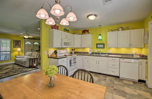 Waveland House | 'Cloud 9 On The Coast' < 1 Mi to Beach!