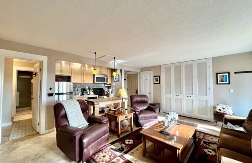 Bend Condo | CLOUD CHASER CONDO @ 7th Mountain Resort