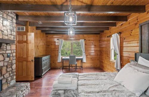 Star Tannery House | Cloud Nine: Have it All, Pool with Hot Tub and Secluded Lake!