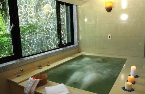 Wulai Bed & Breakfast | Cloud Spring Graden