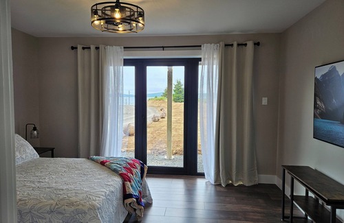 Dildo House | Cloudberry Oceanview