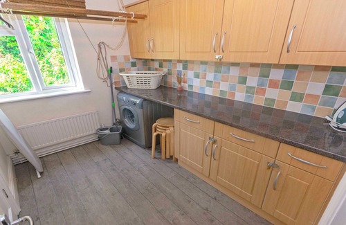 Braunton Cottage | Cloudbreak Braunton 4 Bedroom, Sleeps 8, Dog Friendly