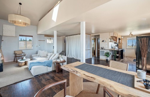 Brewster Villa | CloudDrift Villa - Romantic MountainTop Getaway with Spa, Sauna and Amazing View
