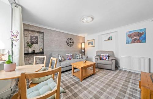 South Galson House | Cloudhowe 4 Bedroom Cottage - Inverness