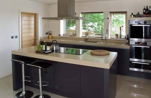 Almondbury Cottage | CLOUDS HILL, family friendly, luxury holiday cottage in Almondbury