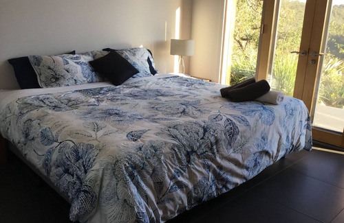 Scott Creek Bed & Breakfast | CloudsNest - secluded hills property