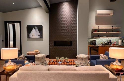 Seneca House | Cloudwalker on Keowee