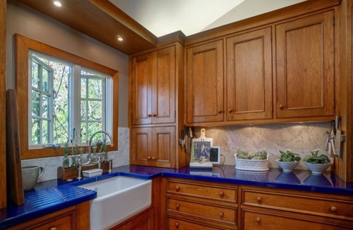 Northeast Carmel House | Cloudy Bay Cottage - Carmel House - Luxury, Elegance, Secret Garden