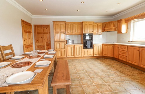 Kilrush Cottage | CLOUGHOGE HOUSE, character holiday cottage in Kilrush, County Clare