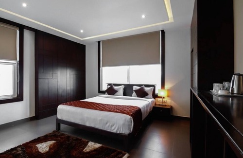 Anekal Hotel | Clover A Rivido Hotel Jigani