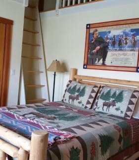 Williamstown House | Clover Hill Farm & Country Inn