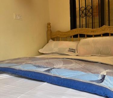 Entebbe House | Clovis Lounge