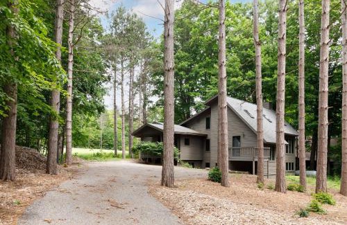 Thompsonville House | Club 100 - Crystal Mountain