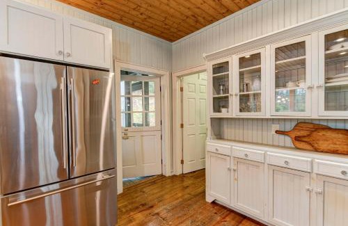 Sapphire House | Club Amenities - Fitness - Hot Tub - Mini Golf - Family Fun