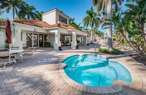 St. Petersburg House | Club Bahia Gorgeous View of Boca Ciega Bay