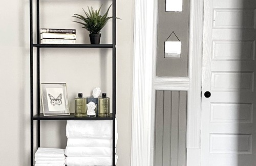 Macon Apartment | Club Calloway - Private Historic Suite in Downtown