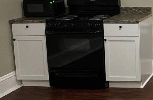 Macon Apartment | Club Calloway - Private Historic Suite in Downtown