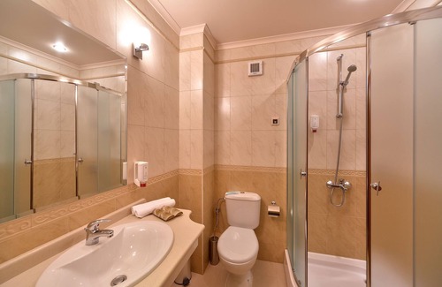 Hisarja Hotel | Club Central Hotel
